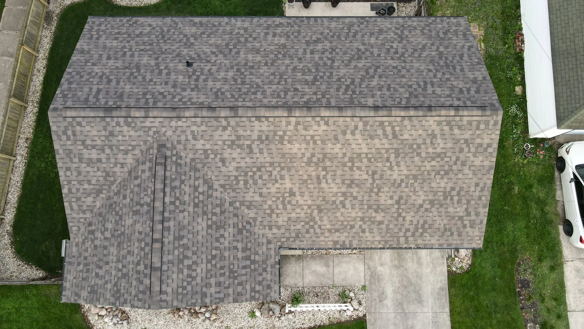 New architectural shingle roof in Logan County, Ohio